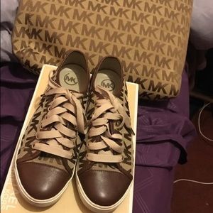 Michael Kors bag and sneakers women size 7